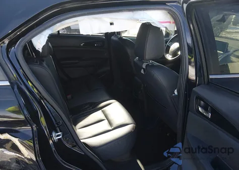 2020 Mitsubishi Eclipse Cross Sel 1.5T Awc z USA, uszkodzony, nr VIN JA4AT5AA1LZ000518